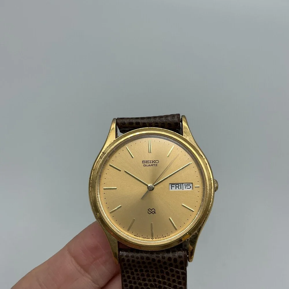 Vintage Seiko Mens Watch 34mm Gold Tone Leather Day Date 5Y23-7079 New Battery